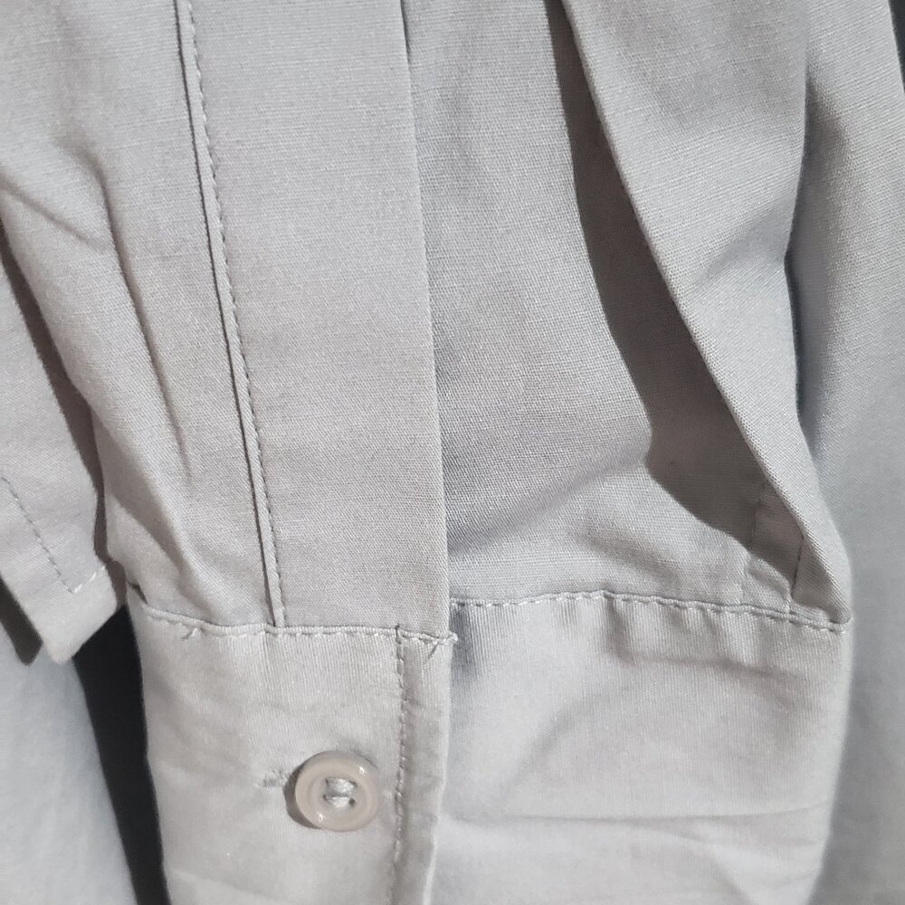 Vicotria's Secret Moda International Button Down Top -Gray - Picture 3 of 11